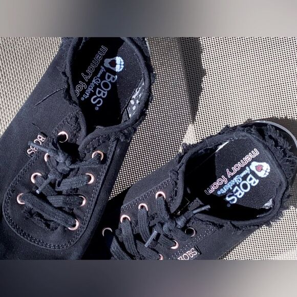 GentlyWorn BOBS Women's Black Canvas Shoes, Great for Everyday Casual & Outings - Picture 5 of 16